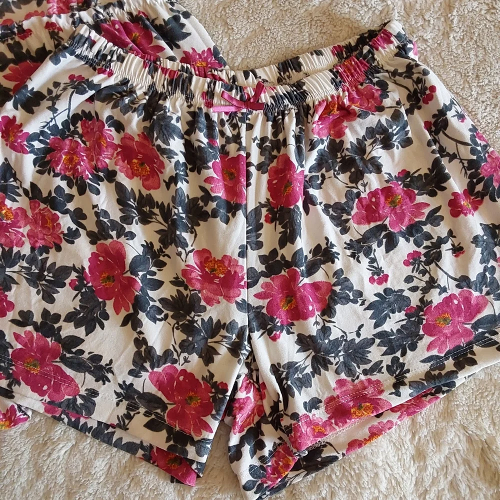 🌺 Like New Kathryn Floral Print Sleepwear Set - Picture 6 of 11